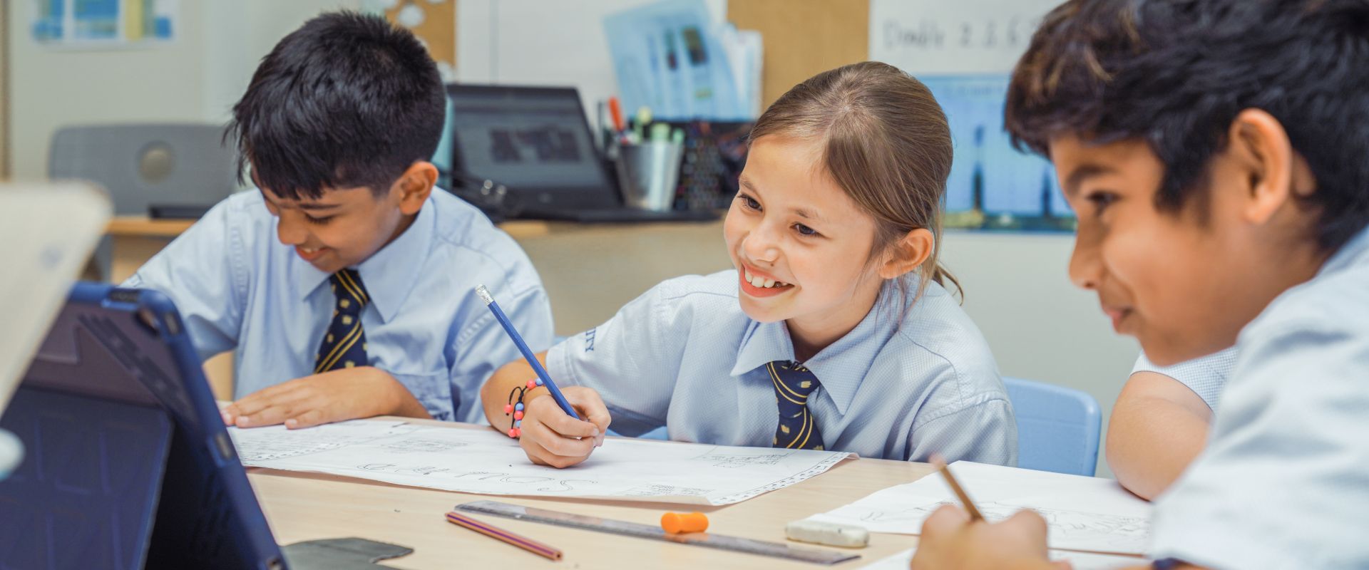 Wider Image Amity School